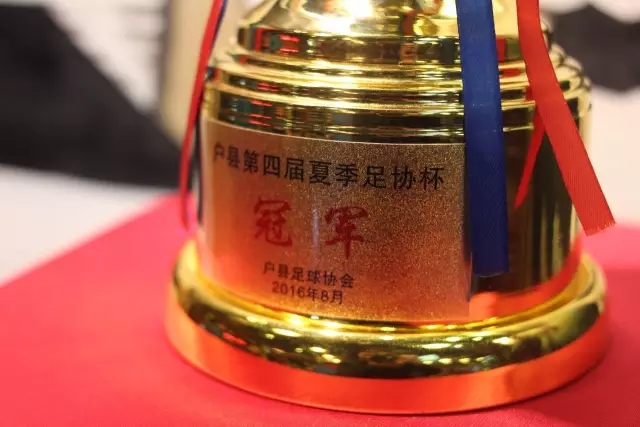 巴萨在国际比赛日缺兵少将，拉菲尼亚的负担最重